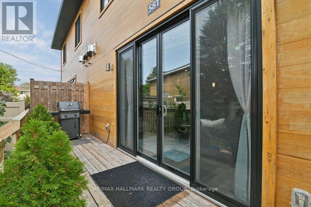 581 Queen Mary Street Property Photo 31