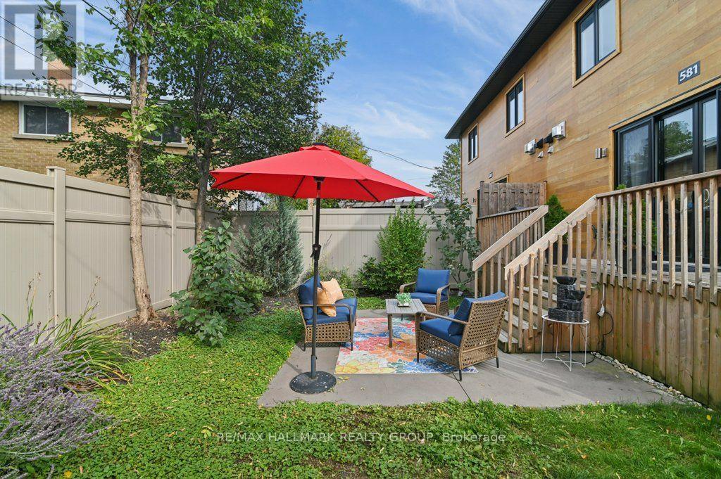 581 Queen Mary Street Property Photo 35