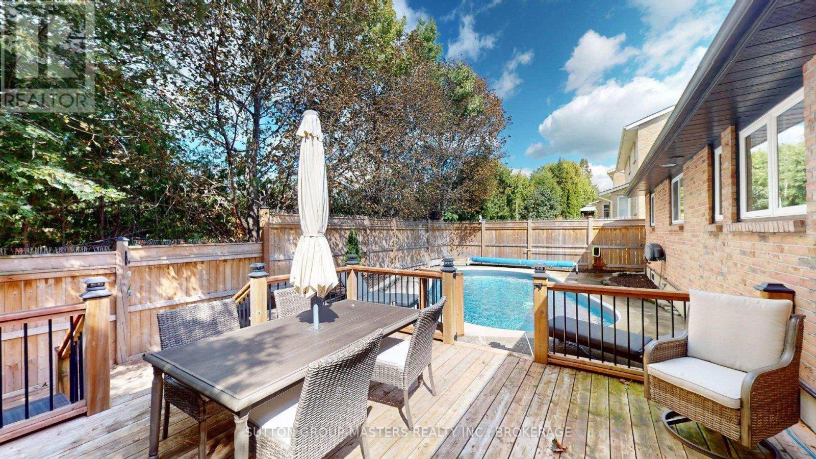 1196 Gladstone Way Property Photo 47