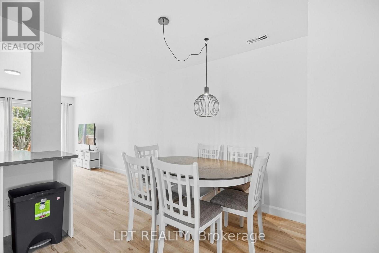 119 Pendleton Street Property Photo 6