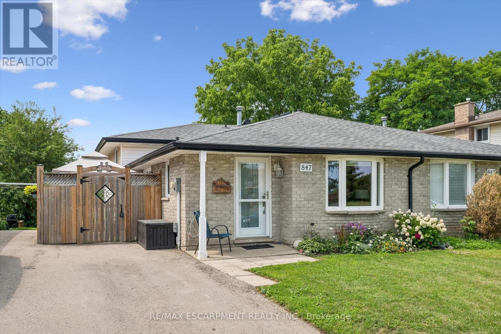 847 Doon Village Road Property Photo 1