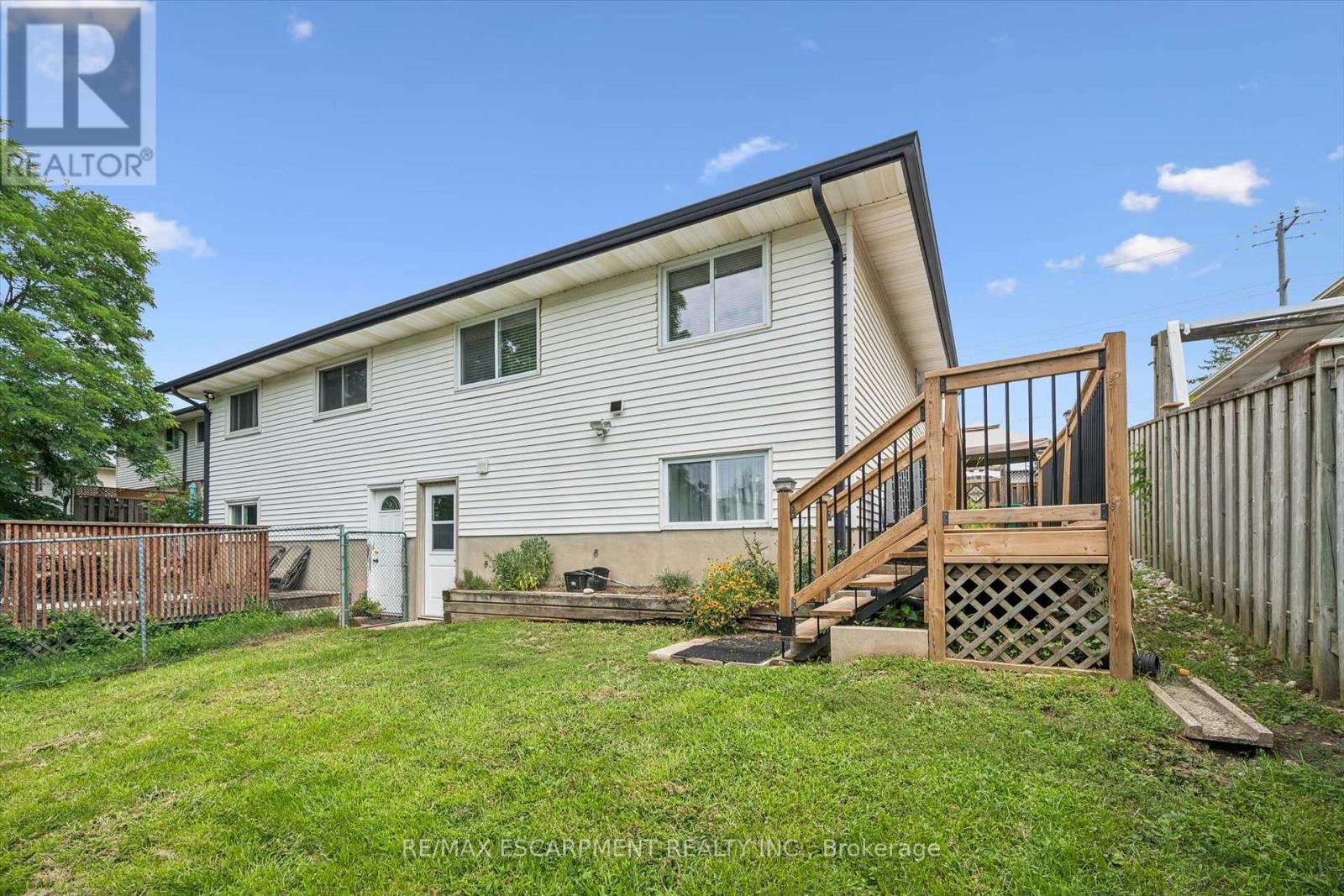 847 Doon Village Road Property Photo 2