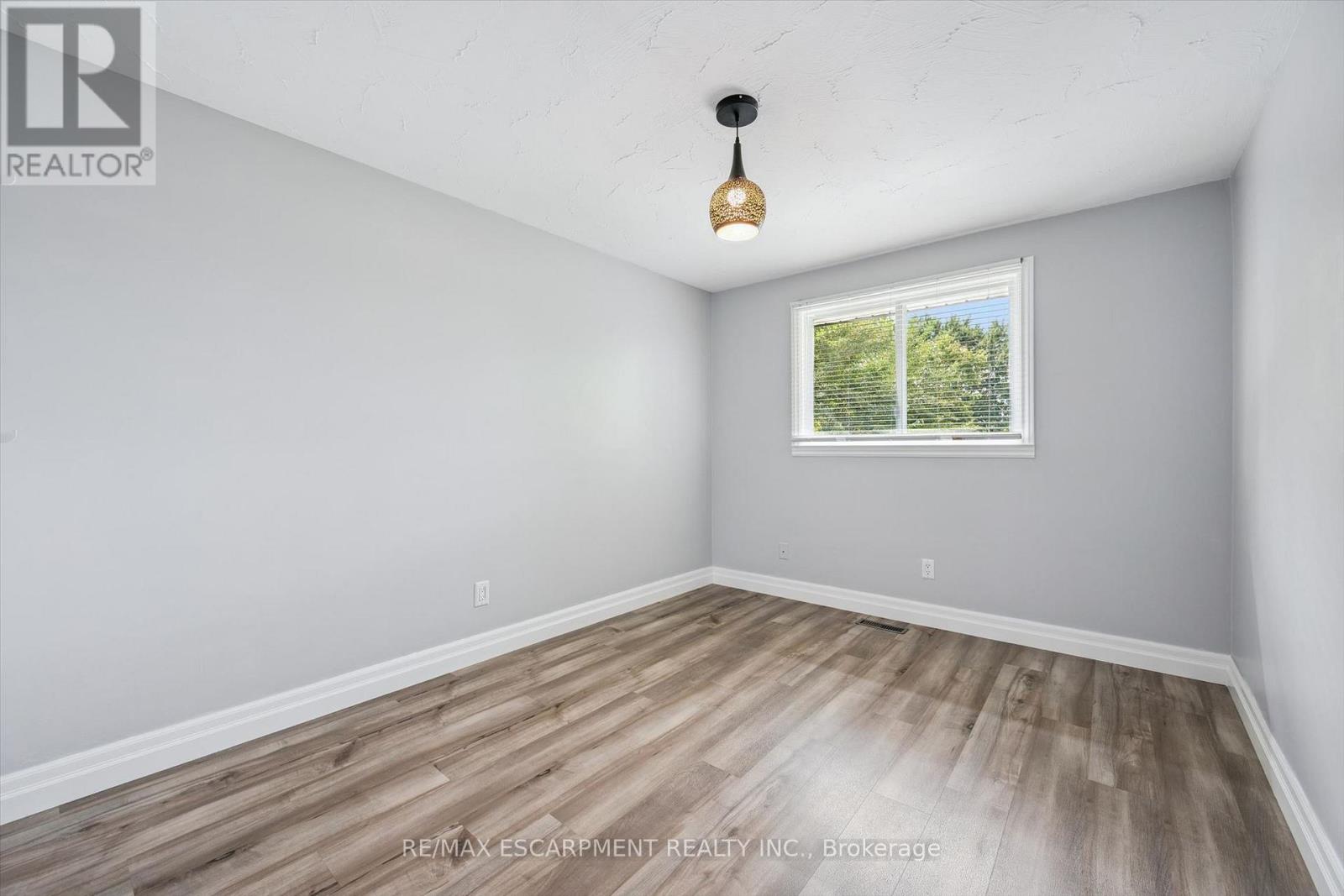 847 Doon Village Road Property Photo 20