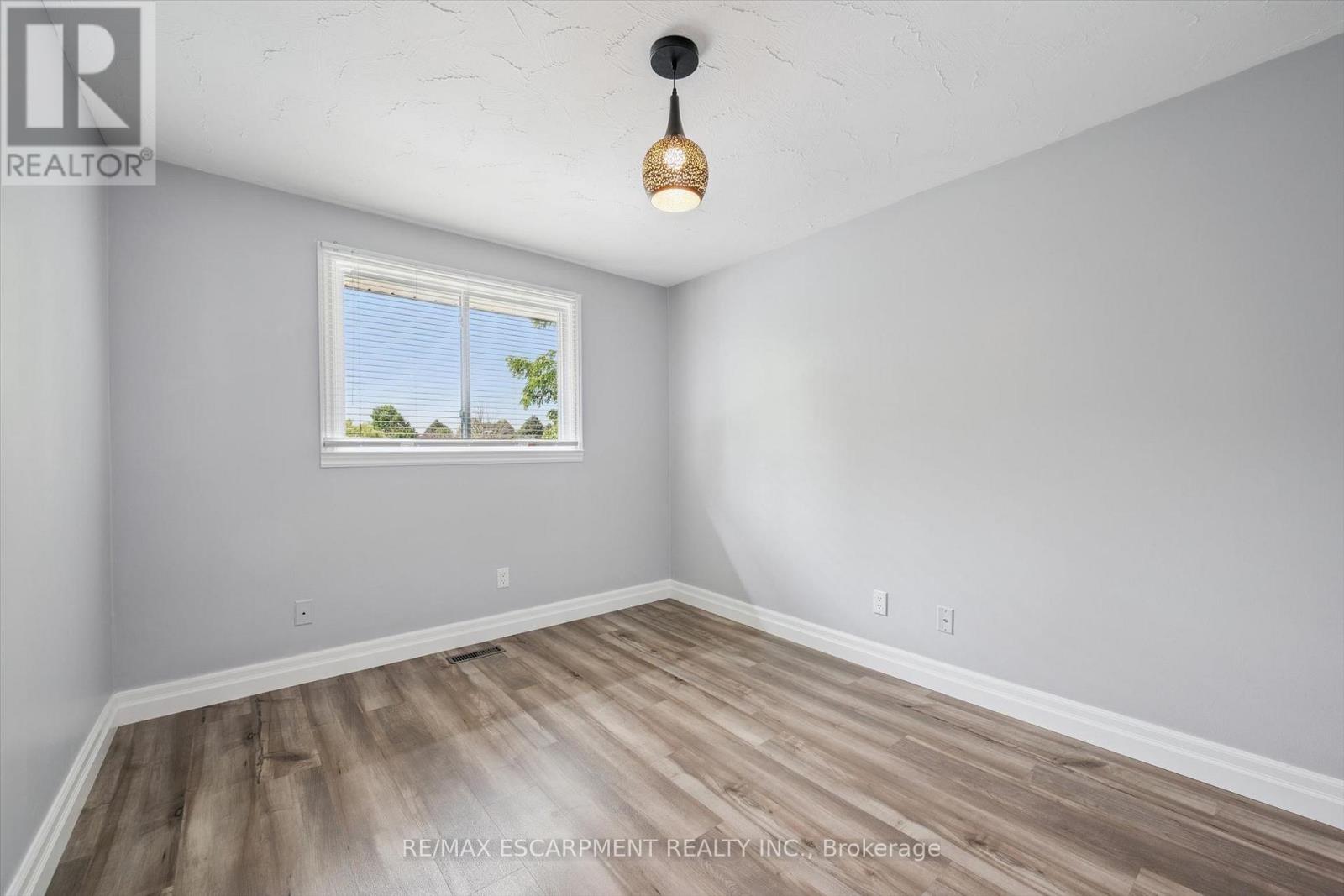 847 Doon Village Road Property Photo 21