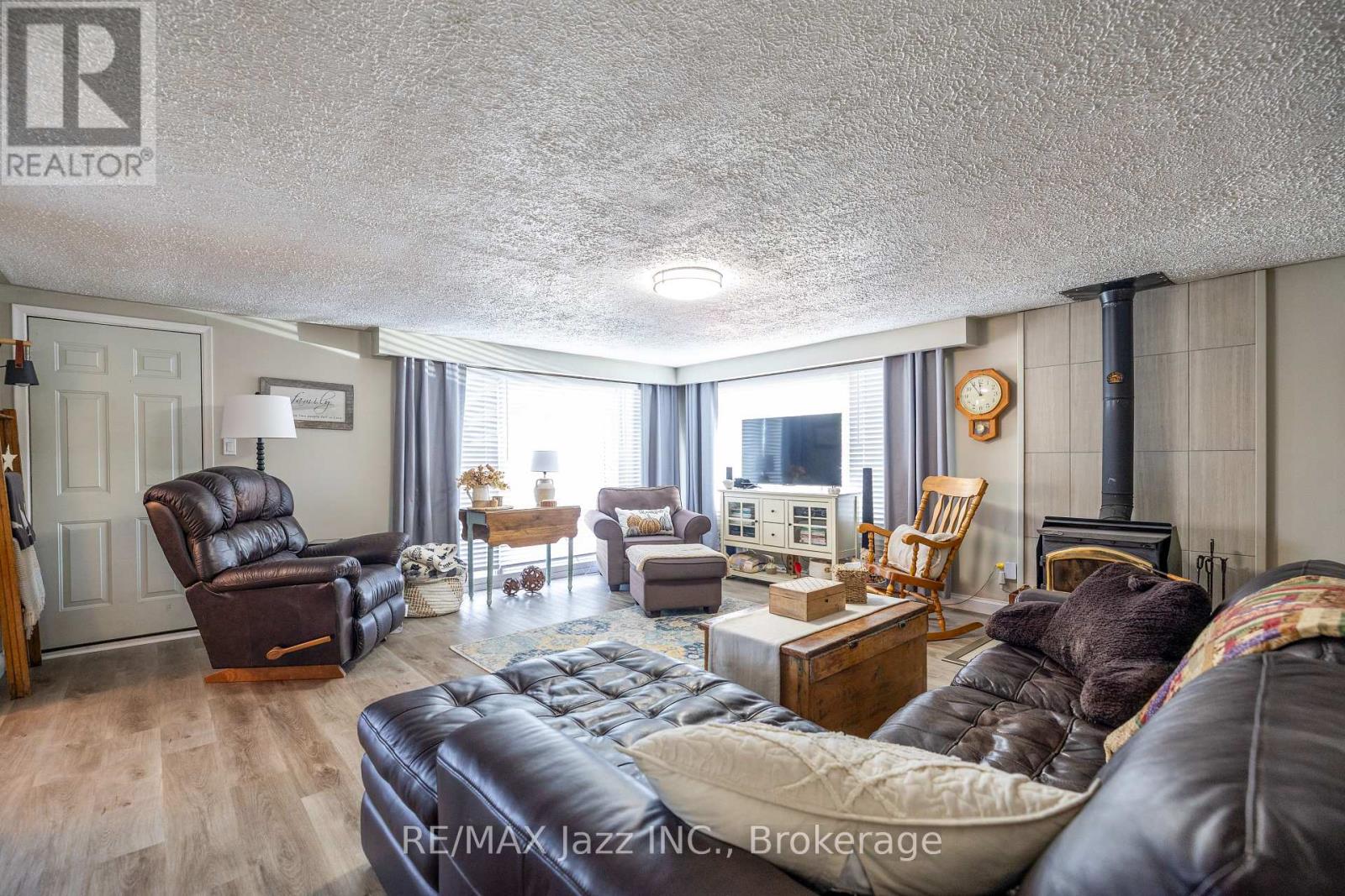 70 Marine Drive Property Photo 20