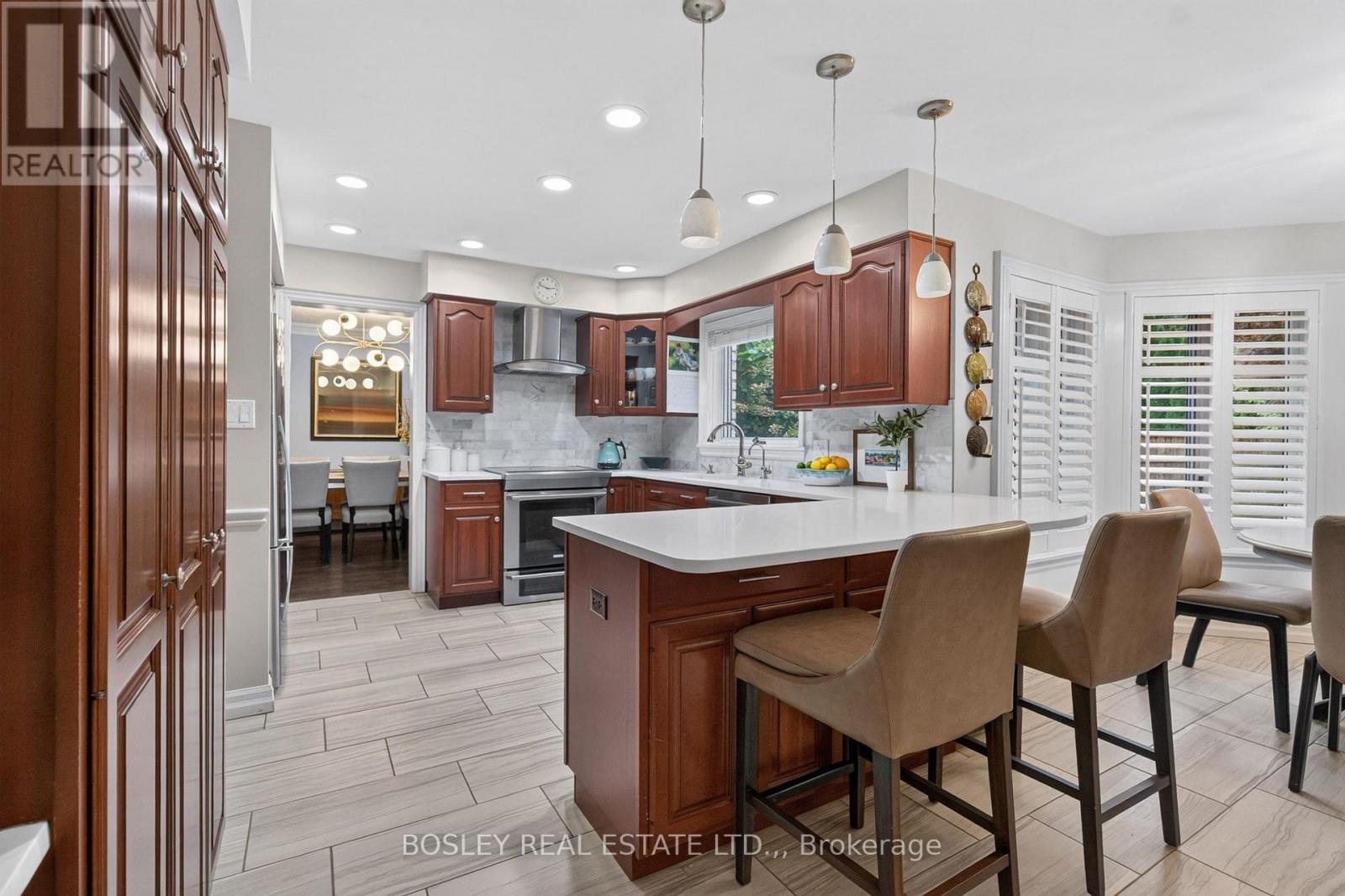 28 Arbour Glen Drive Property Photo 15