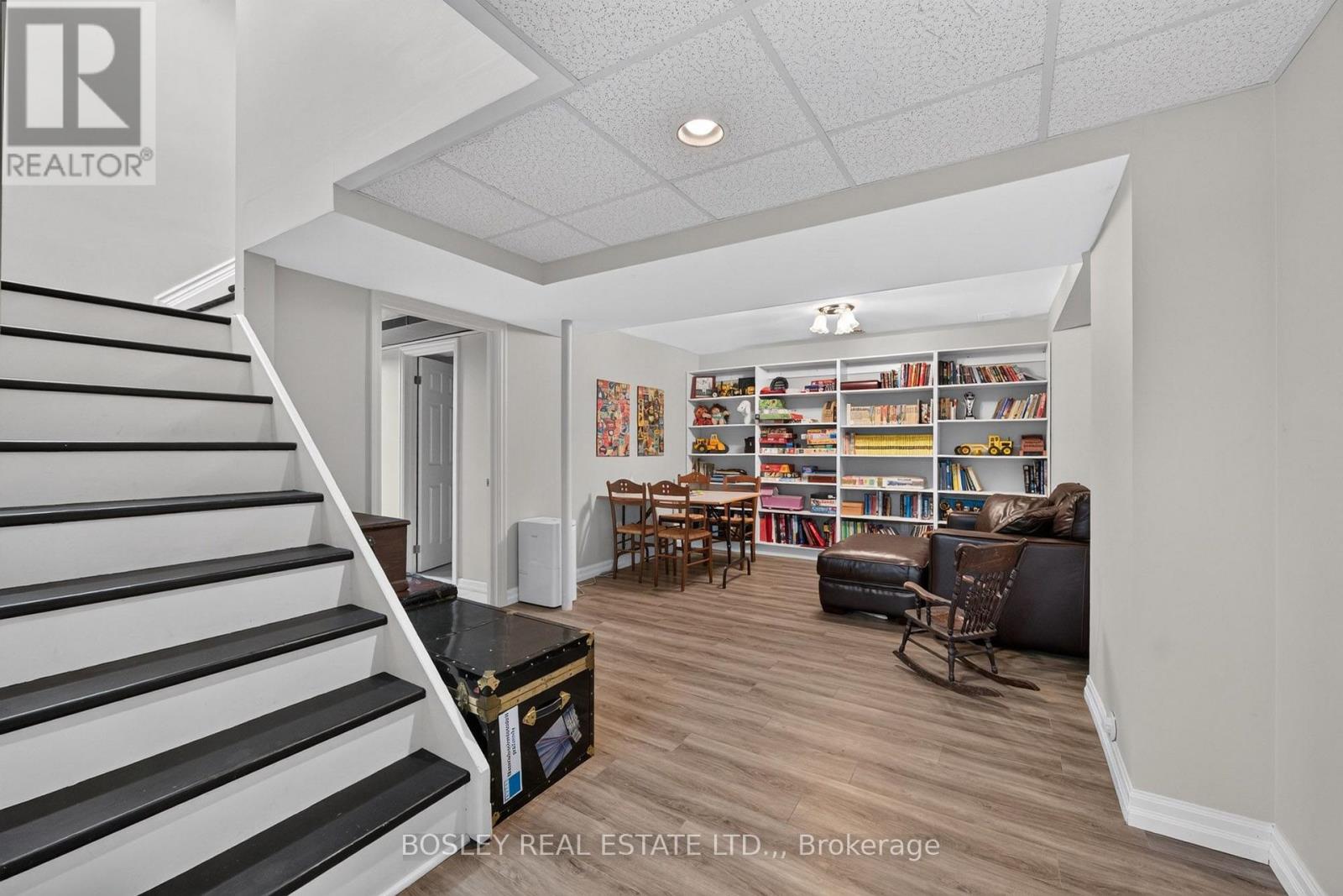 28 Arbour Glen Drive Property Photo 31