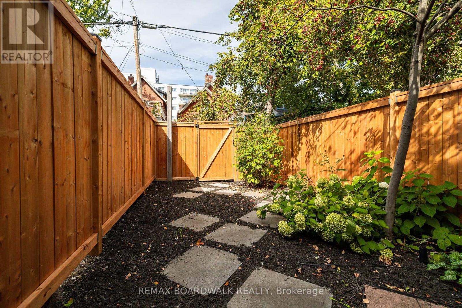 239 Wilbrod Street Property Photo 34