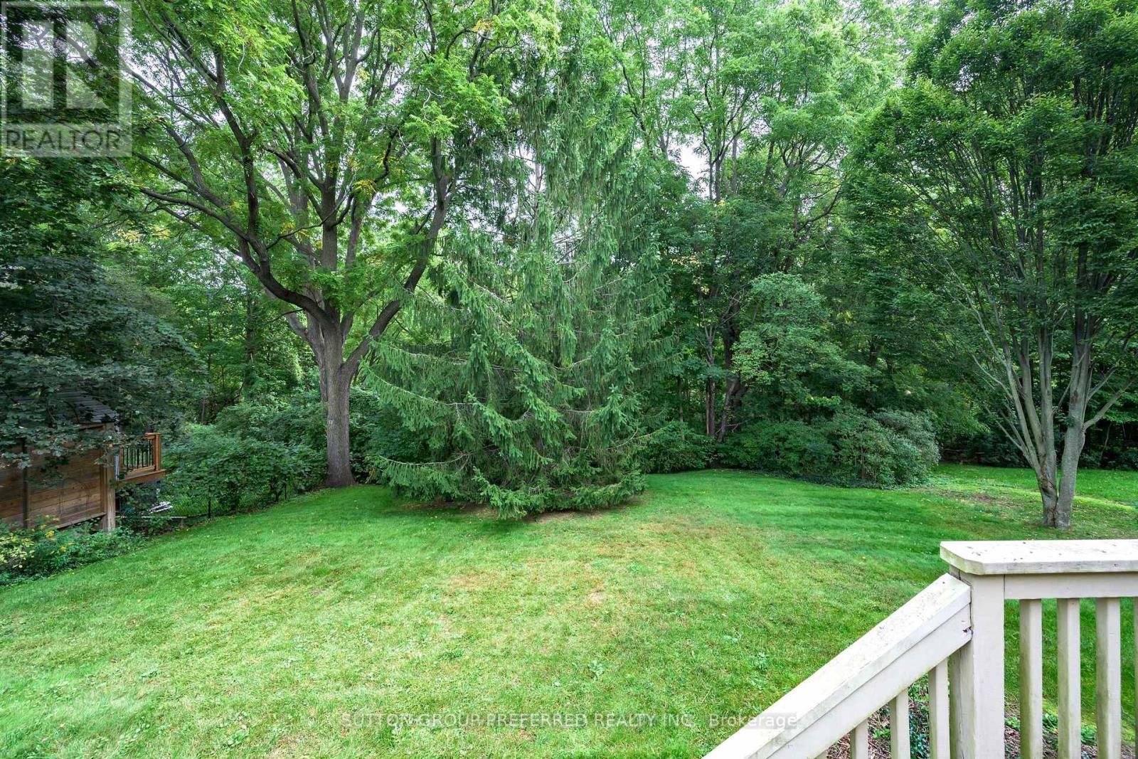 179 Carriage Hill Drive N Property Photo 37