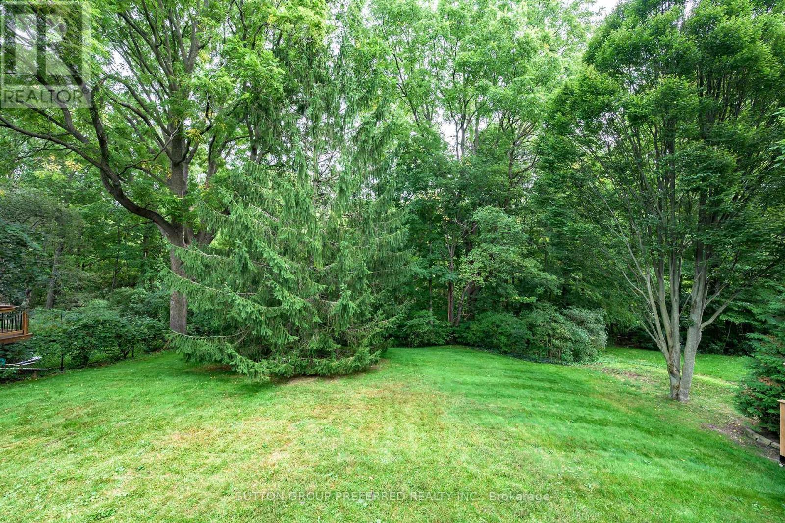 179 Carriage Hill Drive N Property Photo 38