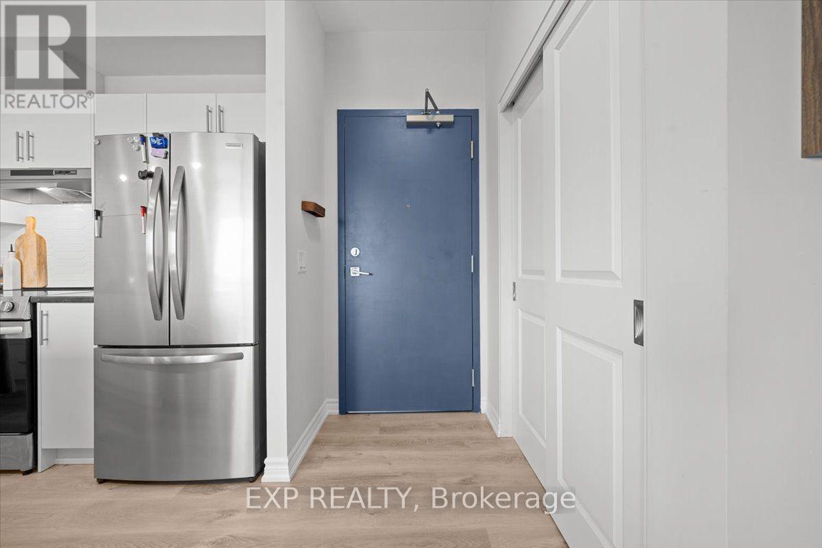 613 - 397 Codd's Road Property Photo 3