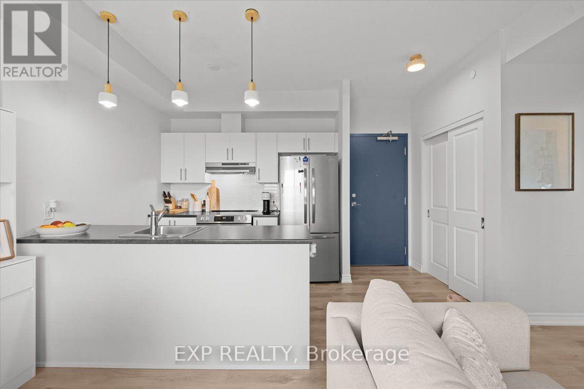 613 - 397 Codd's Road Property Photo 8