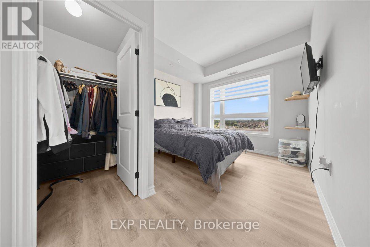 613 - 397 Codd's Road Property Photo 14