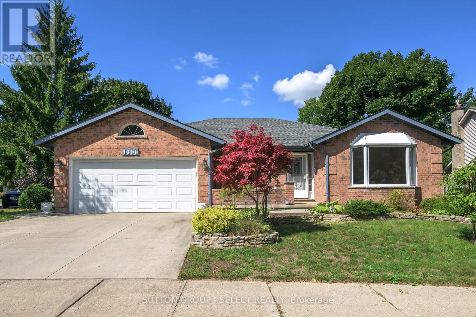 1000 Griffith Street Property Photo 1