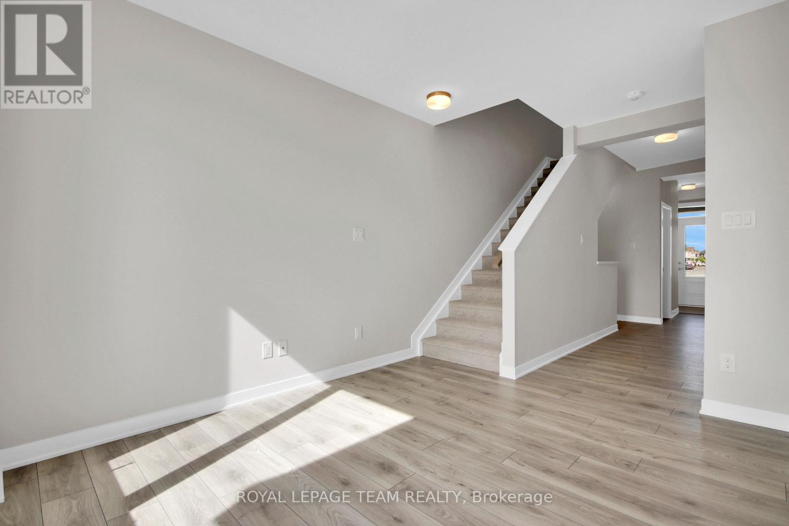 734 Haflinger Row Property Photo 7