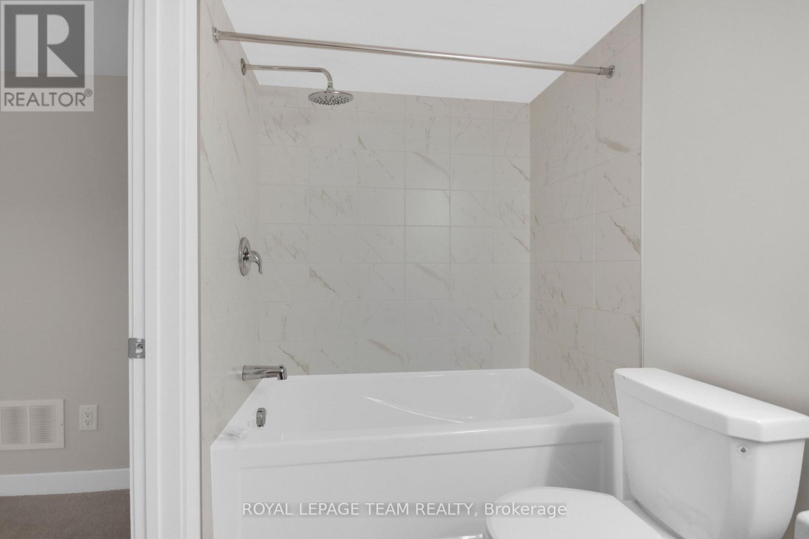 734 Haflinger Row Property Photo 41