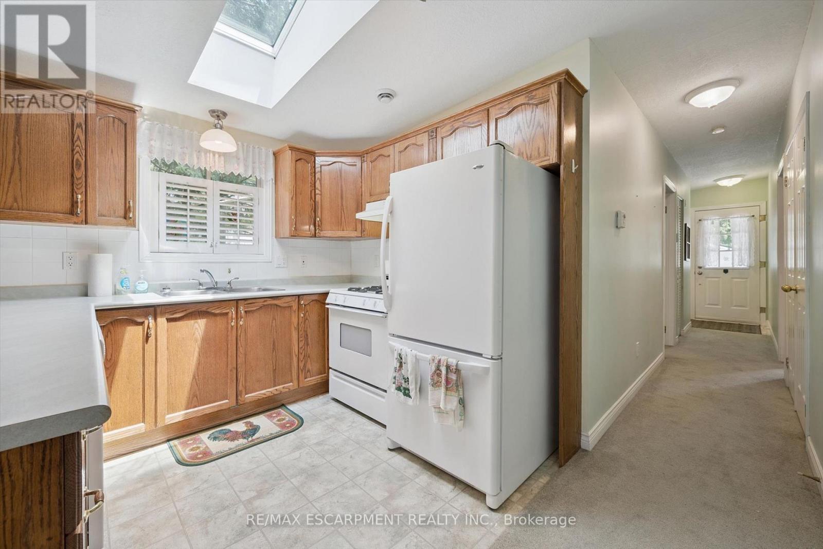 4 Spruce Avenue Property Photo 6