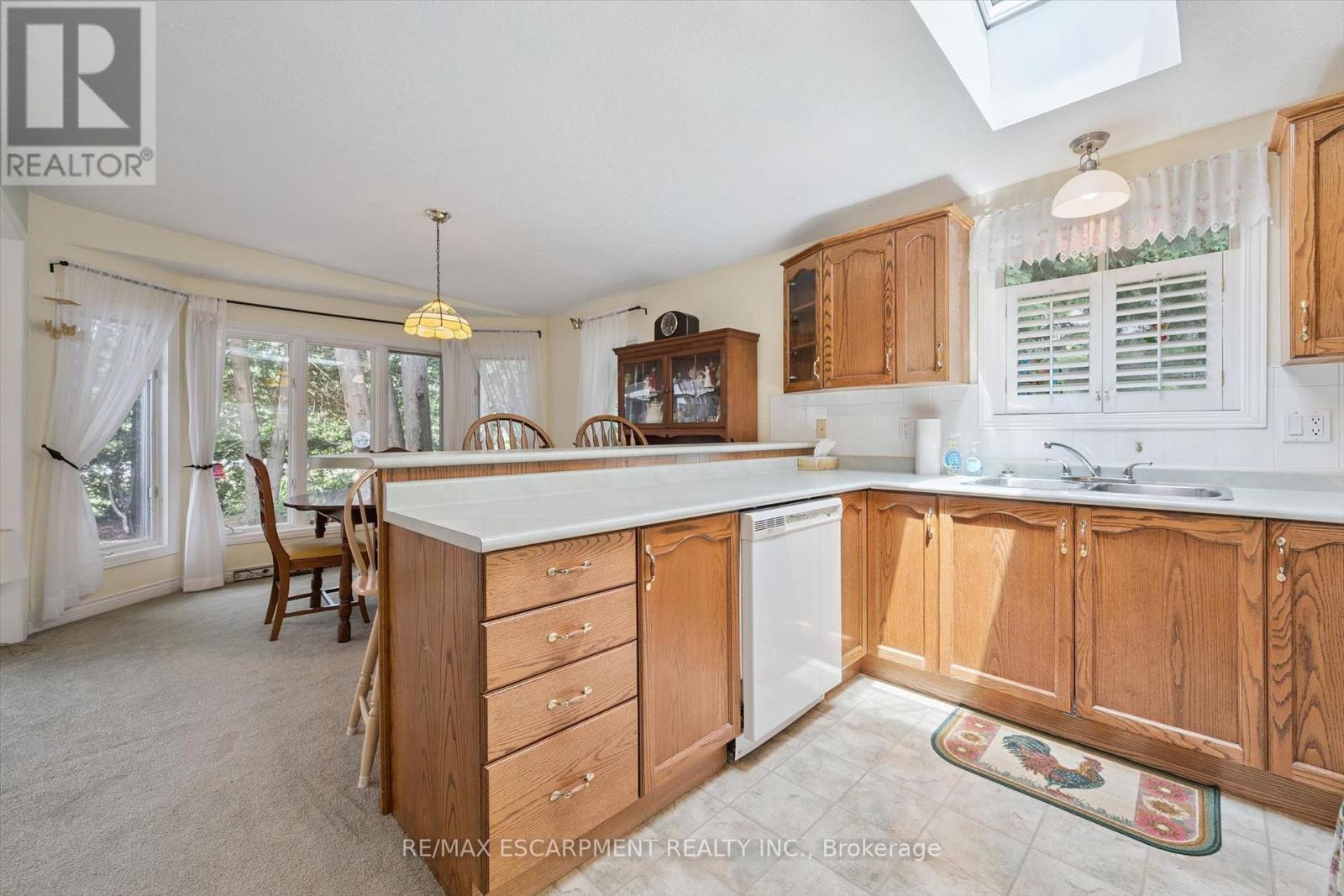 4 Spruce Avenue Property Photo 8