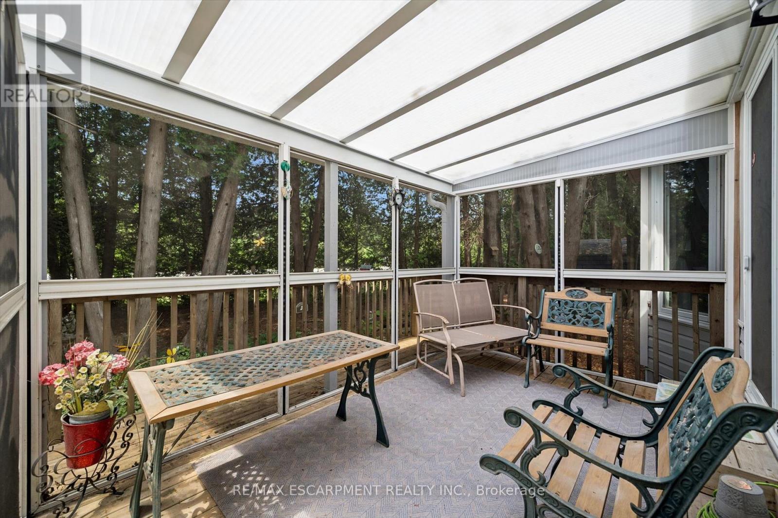 4 Spruce Avenue Property Photo 18
