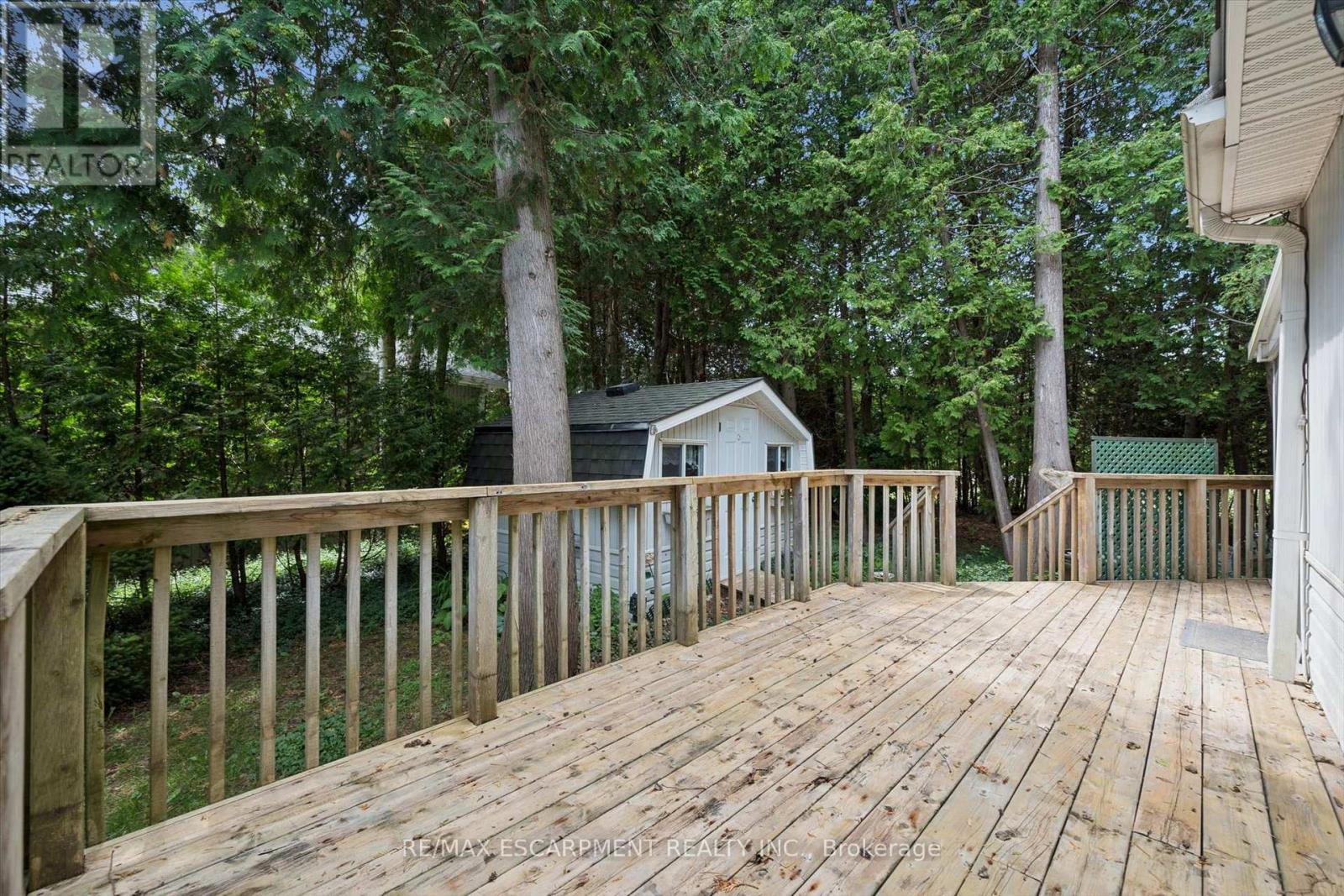 4 Spruce Avenue Property Photo 19