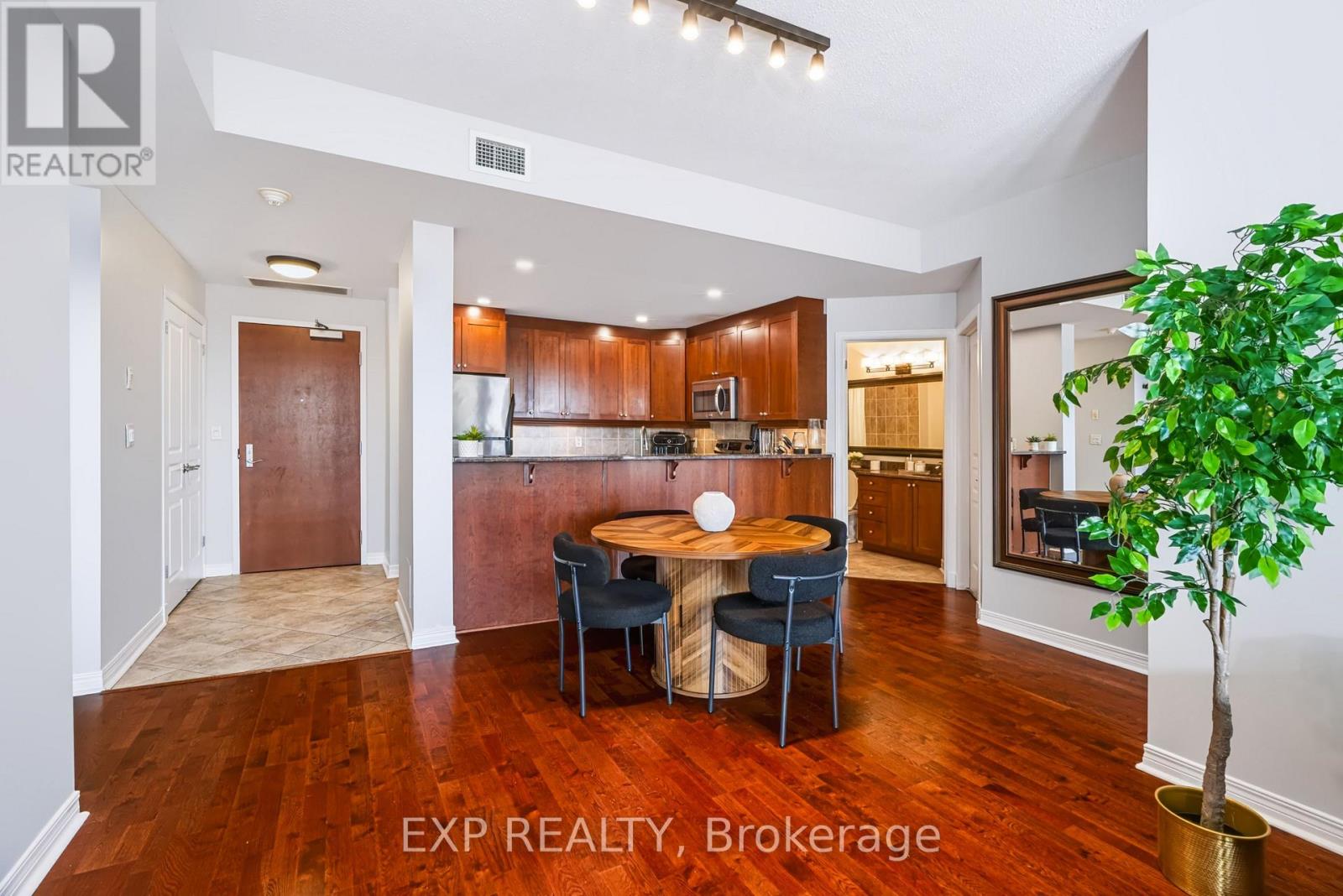 509 - 955 Beauparc Private Property Photo 17