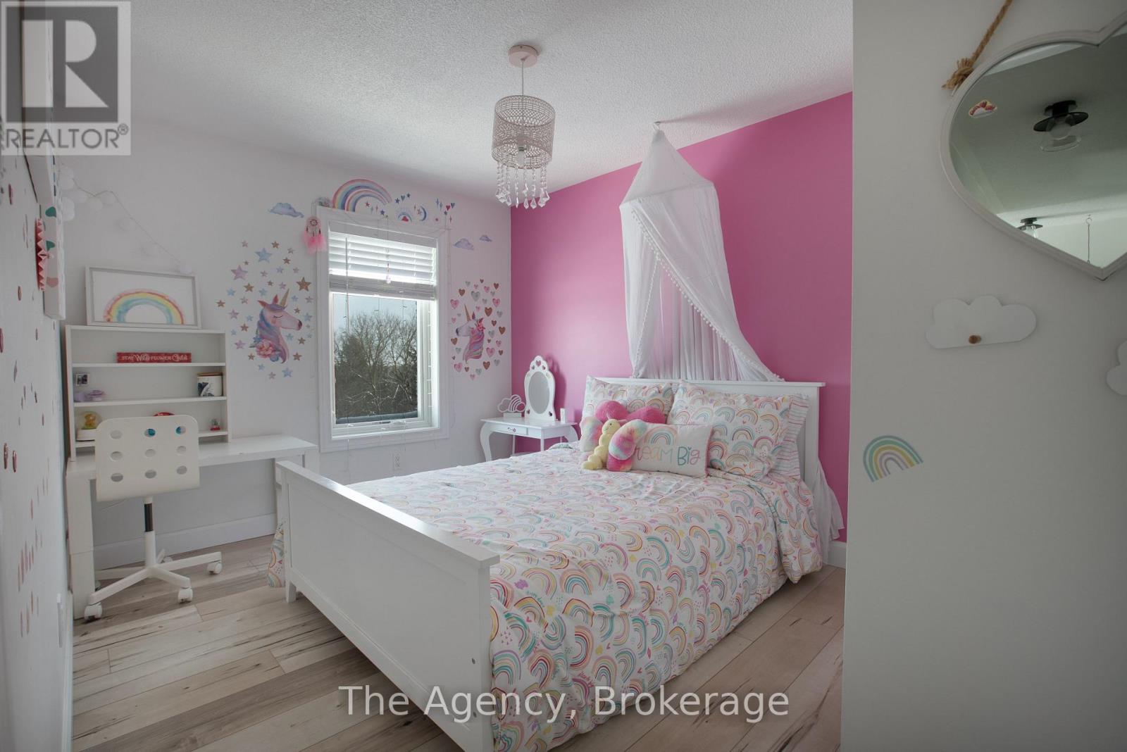 110 Leeson Street S Property Photo 19