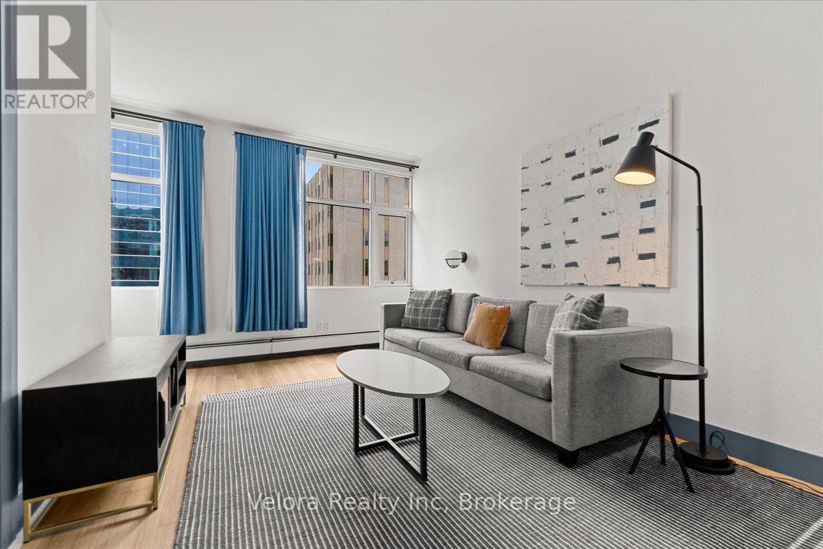1304 - 161 Laurier Avenue W Property Photo 13