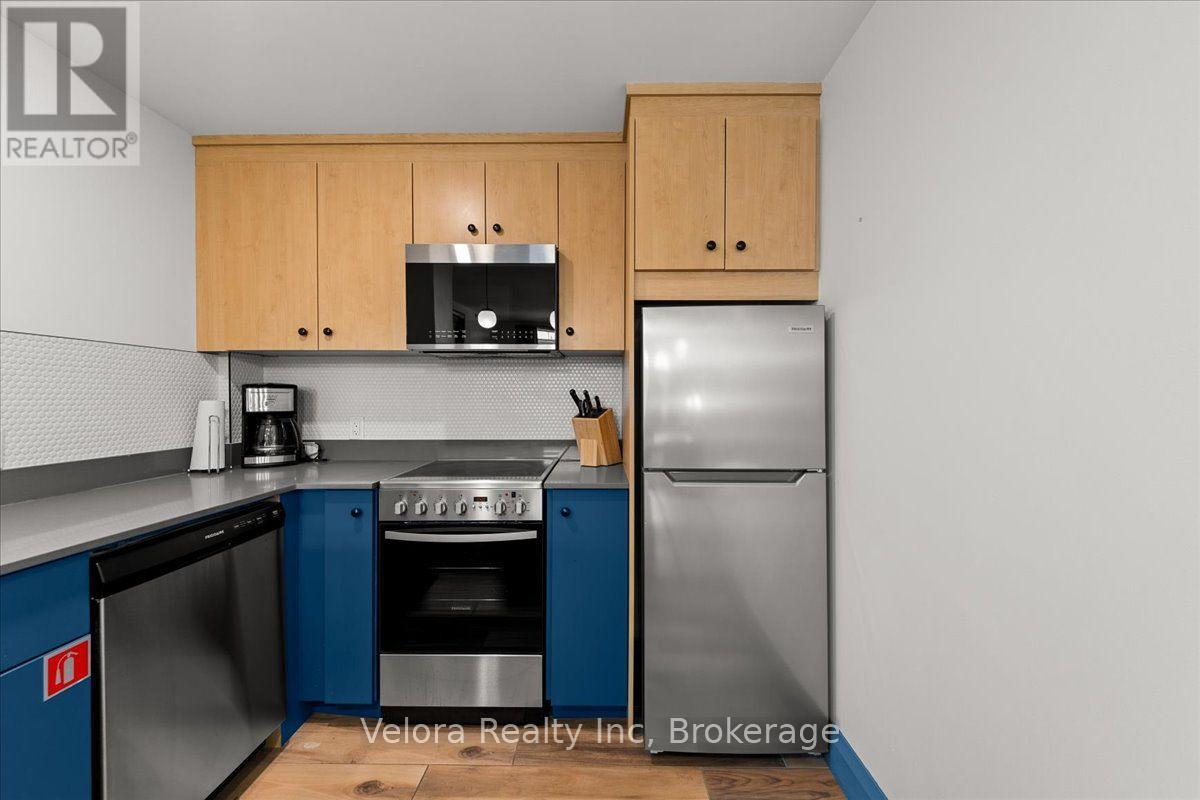 1407 - 161 Laurier Avenue W Property Photo 11