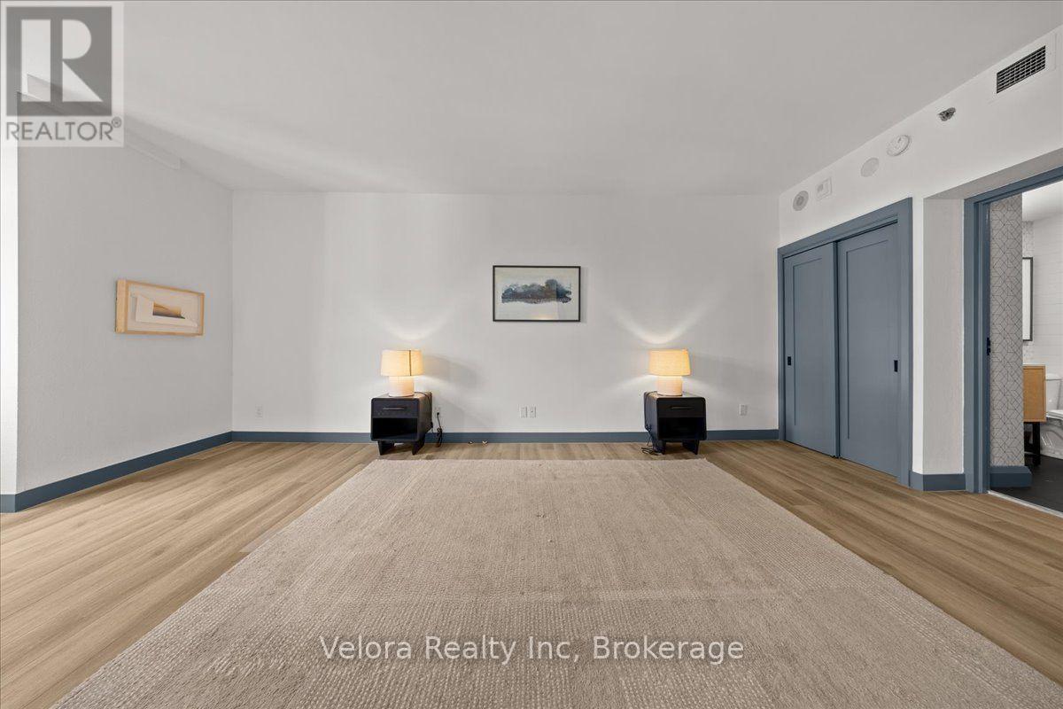 1409 - 161 Laurier Avenue W Property Photo 17
