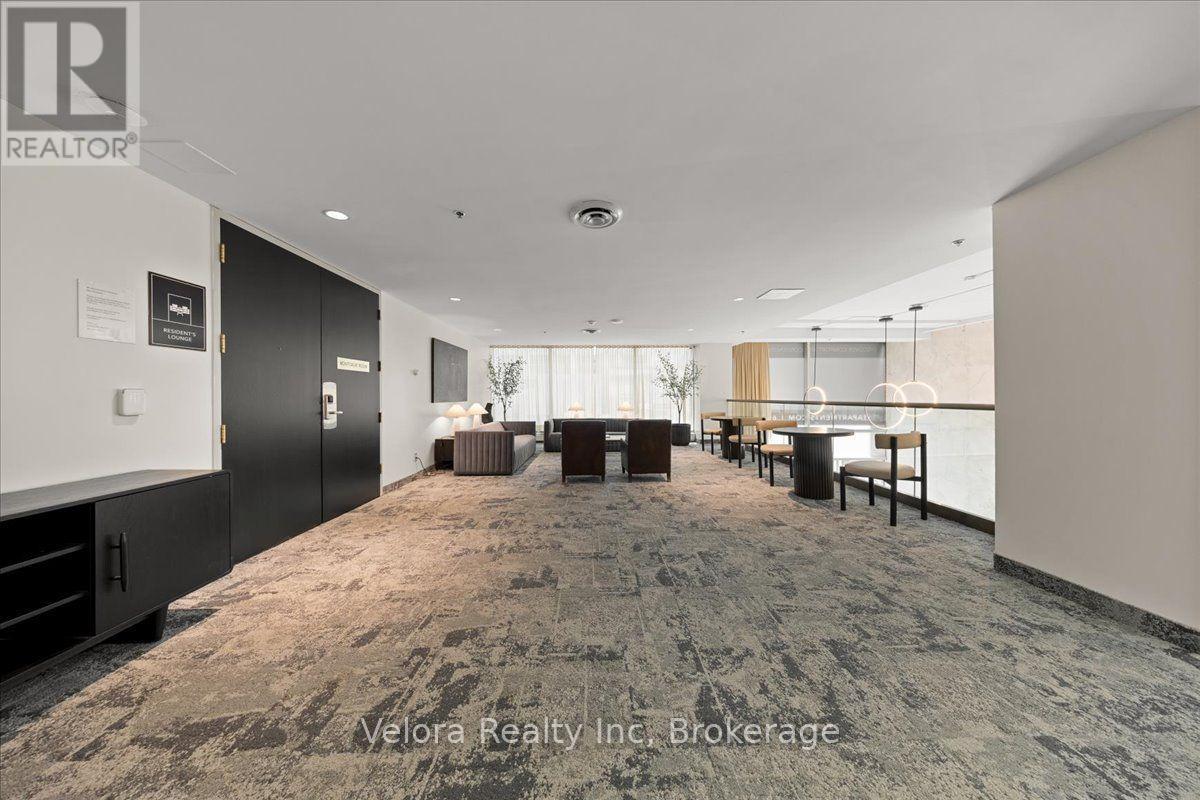 1409 - 161 Laurier Avenue W Property Photo 21