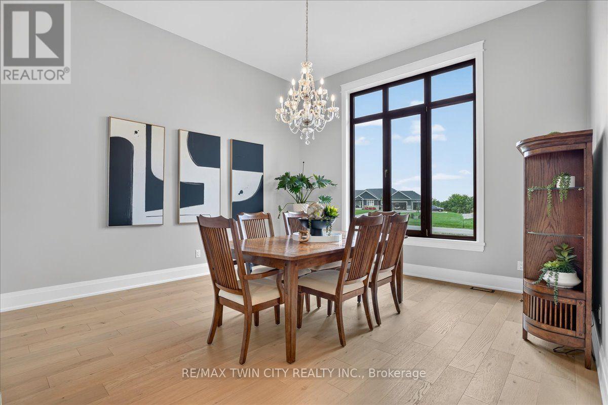 8 - 670 Bishopsgate Road Property Photo 13