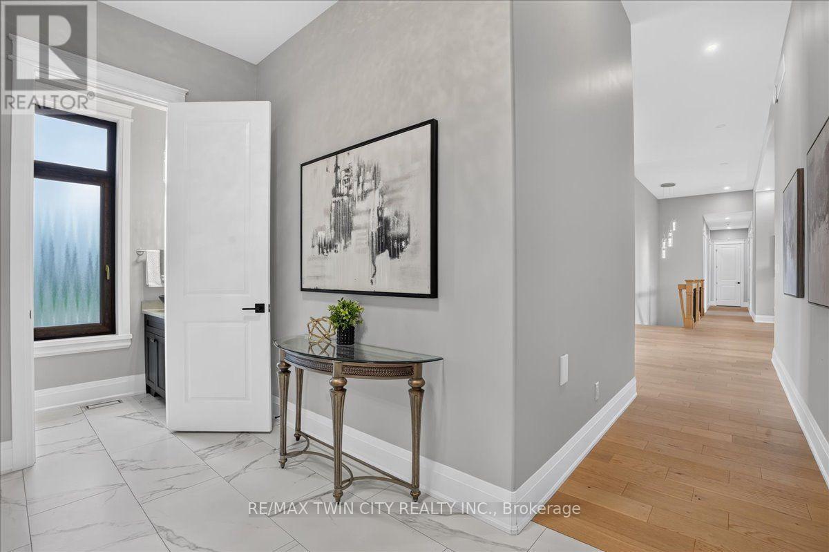 8 - 670 Bishopsgate Road Property Photo 30
