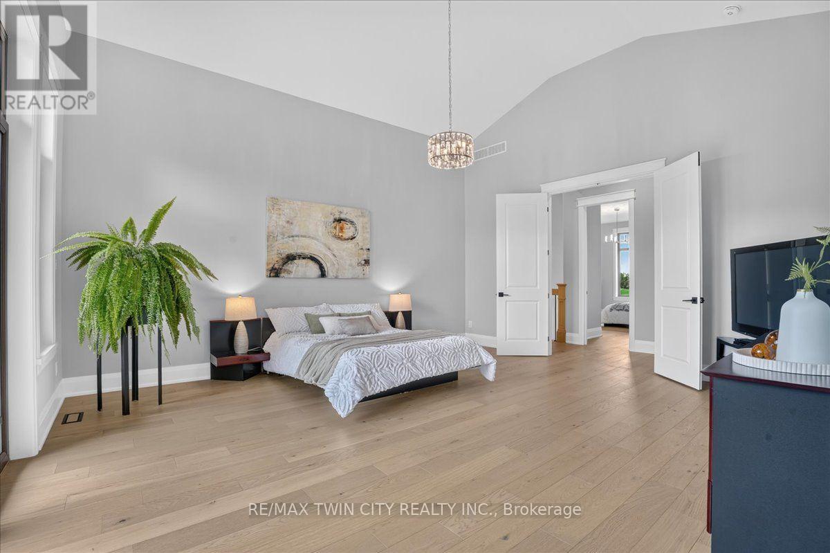 8 - 670 Bishopsgate Road Property Photo 34