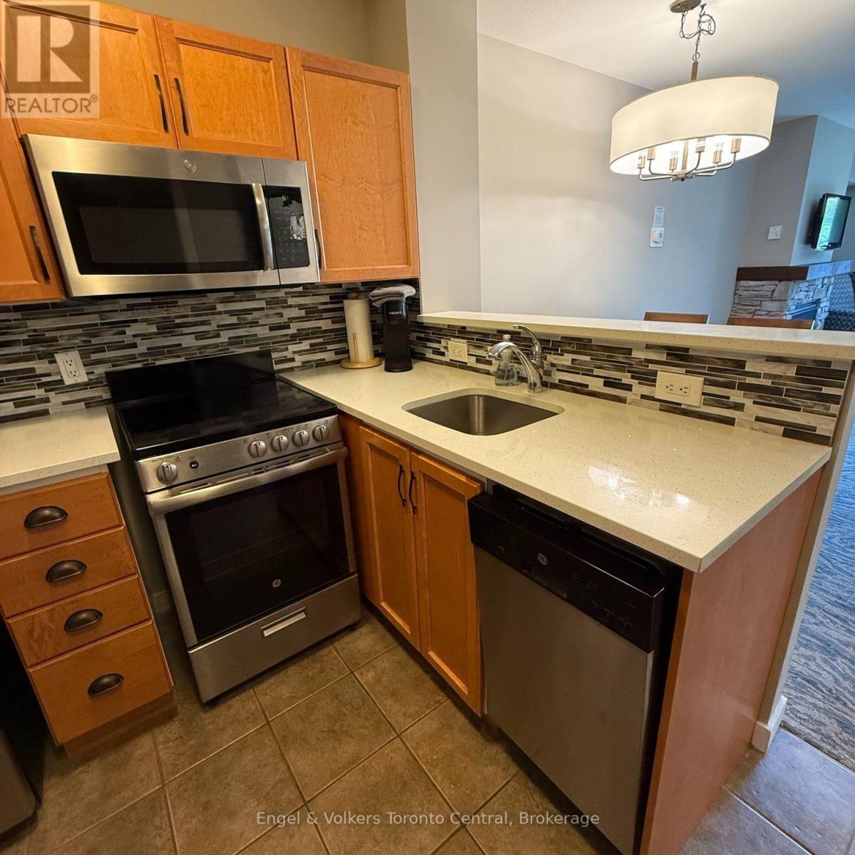 322 - 156 Jozo Weider Boulevard Property Photo 8