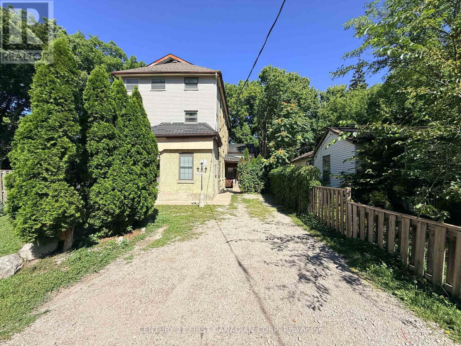 11 - 1 Waverley Place Property Photo 4