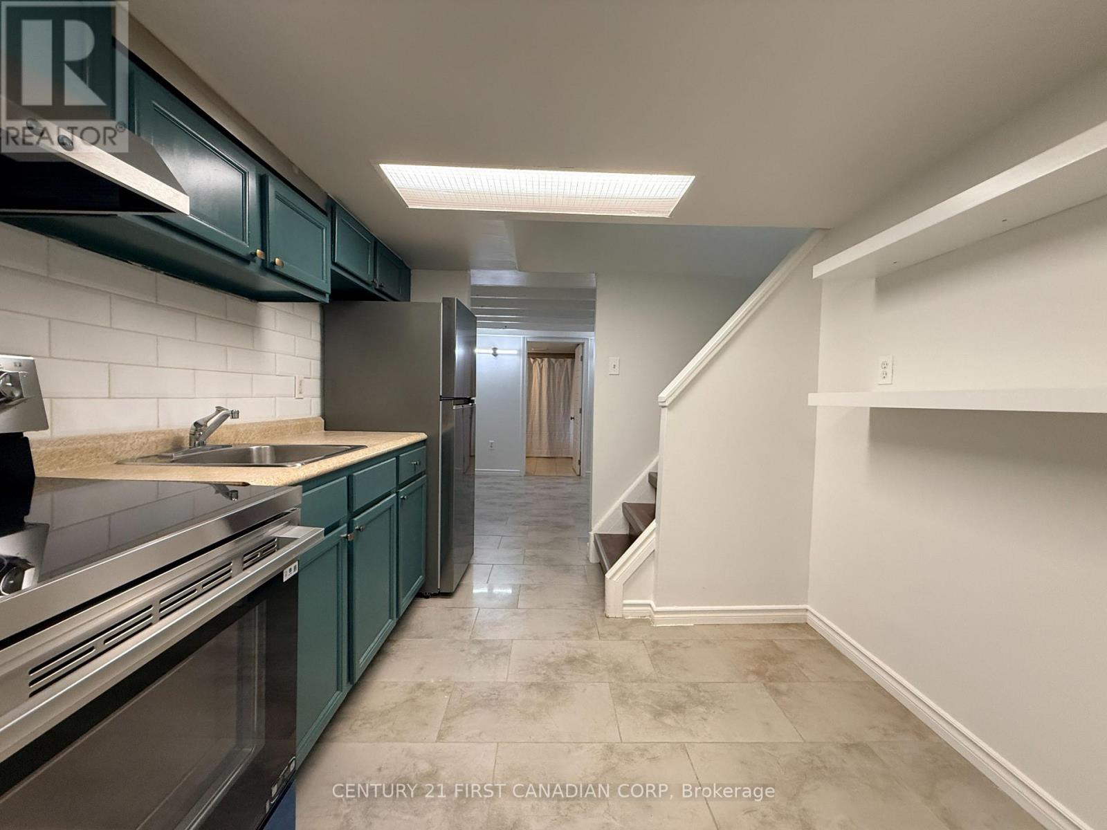 11 - 1 Waverley Place Property Photo 5