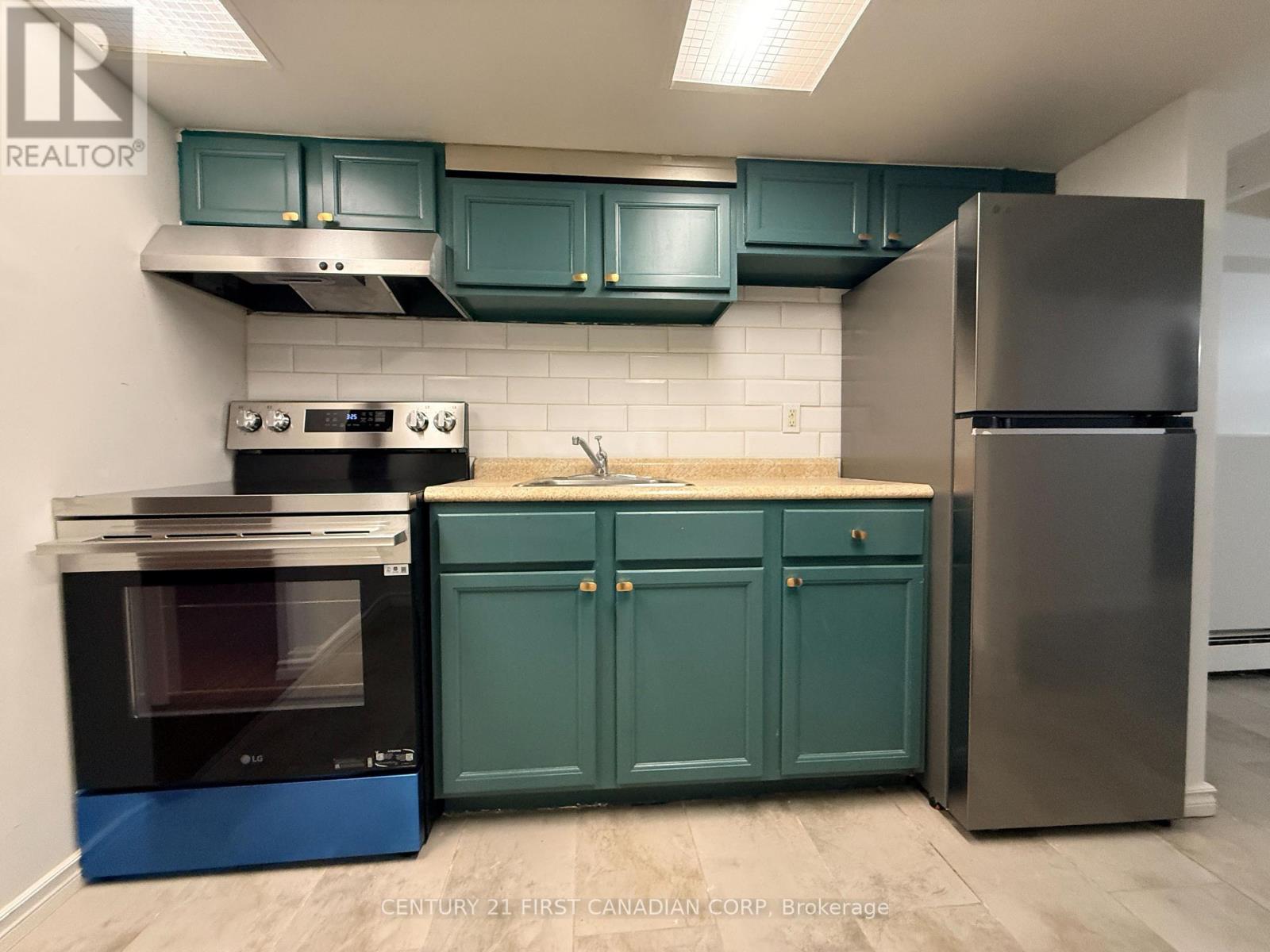 11 - 1 Waverley Place Property Photo 6