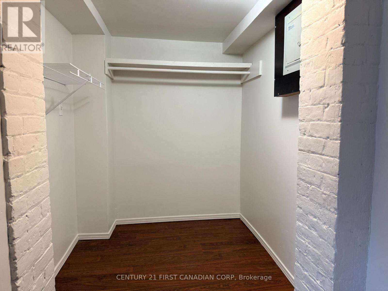 11 - 1 Waverley Place Property Photo 8