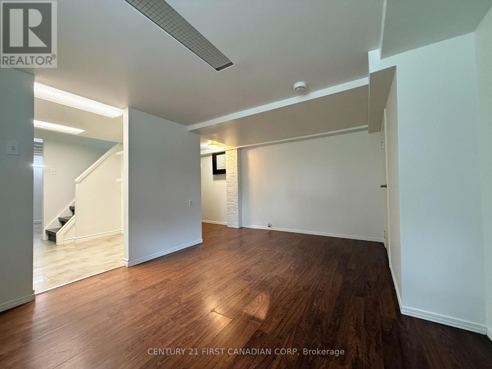 11 - 1 Waverley Place Property Photo 9
