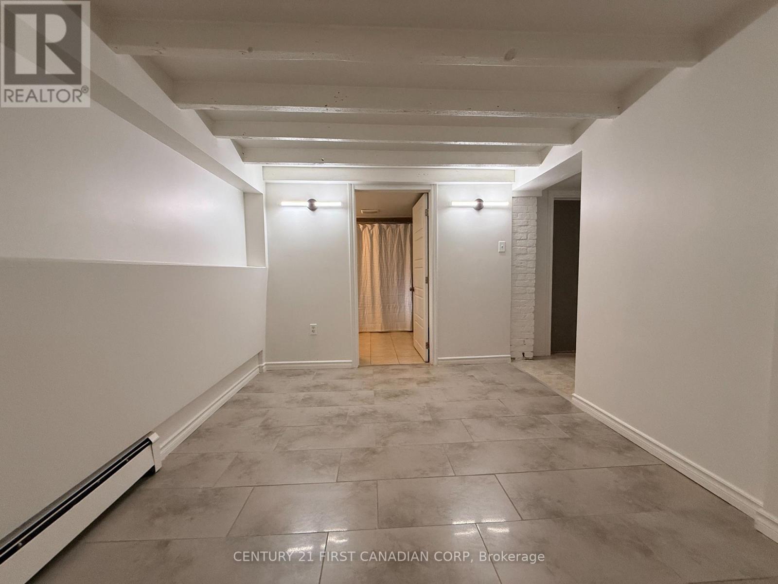 11 - 1 Waverley Place Property Photo 10