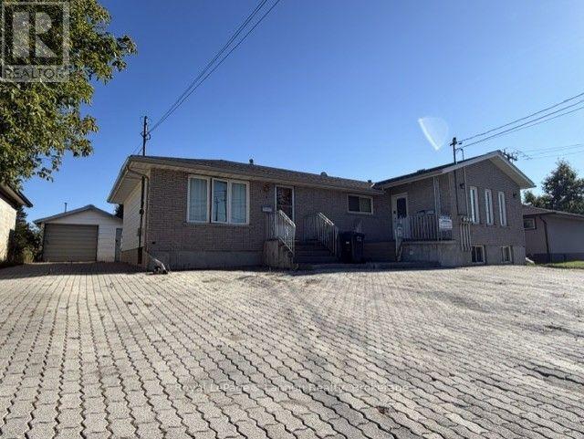 39-41 Junot Avenue S Property Photo 2