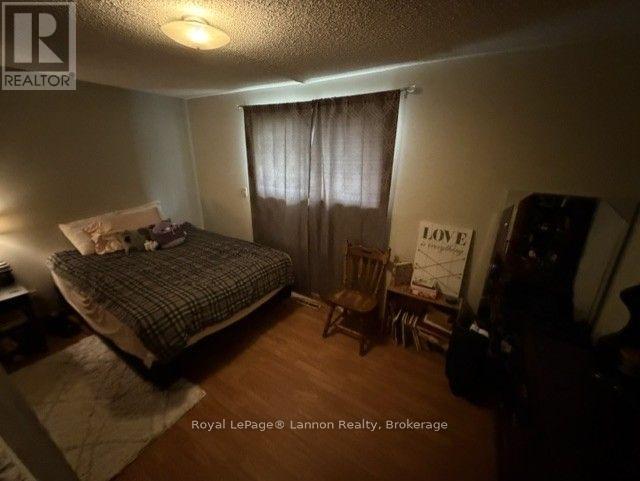 39-41 Junot Avenue S Property Photo 16