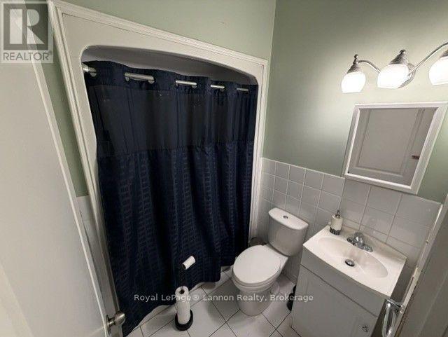 39-41 Junot Avenue S Property Photo 18