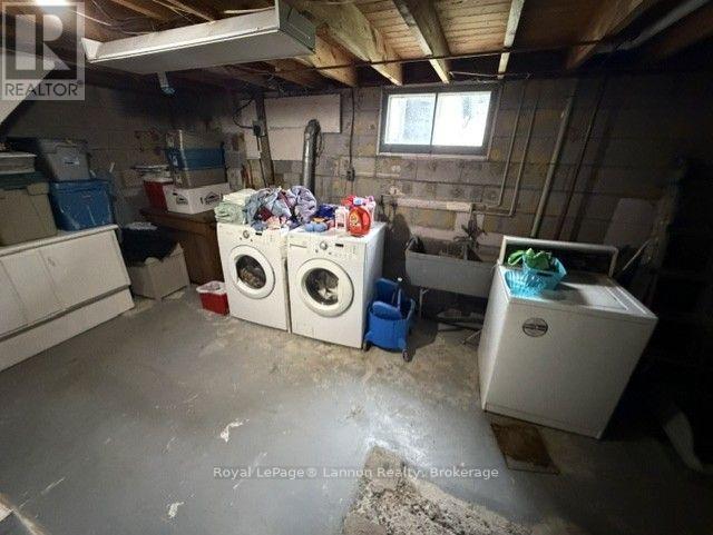 39-41 Junot Avenue S Property Photo 24