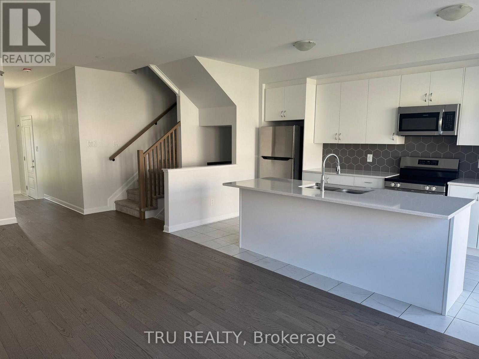76 Osler Street Property Photo 9