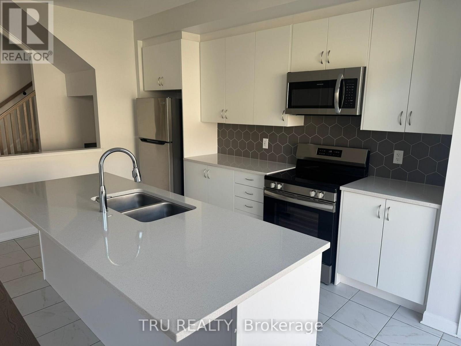 76 Osler Street Property Photo 12