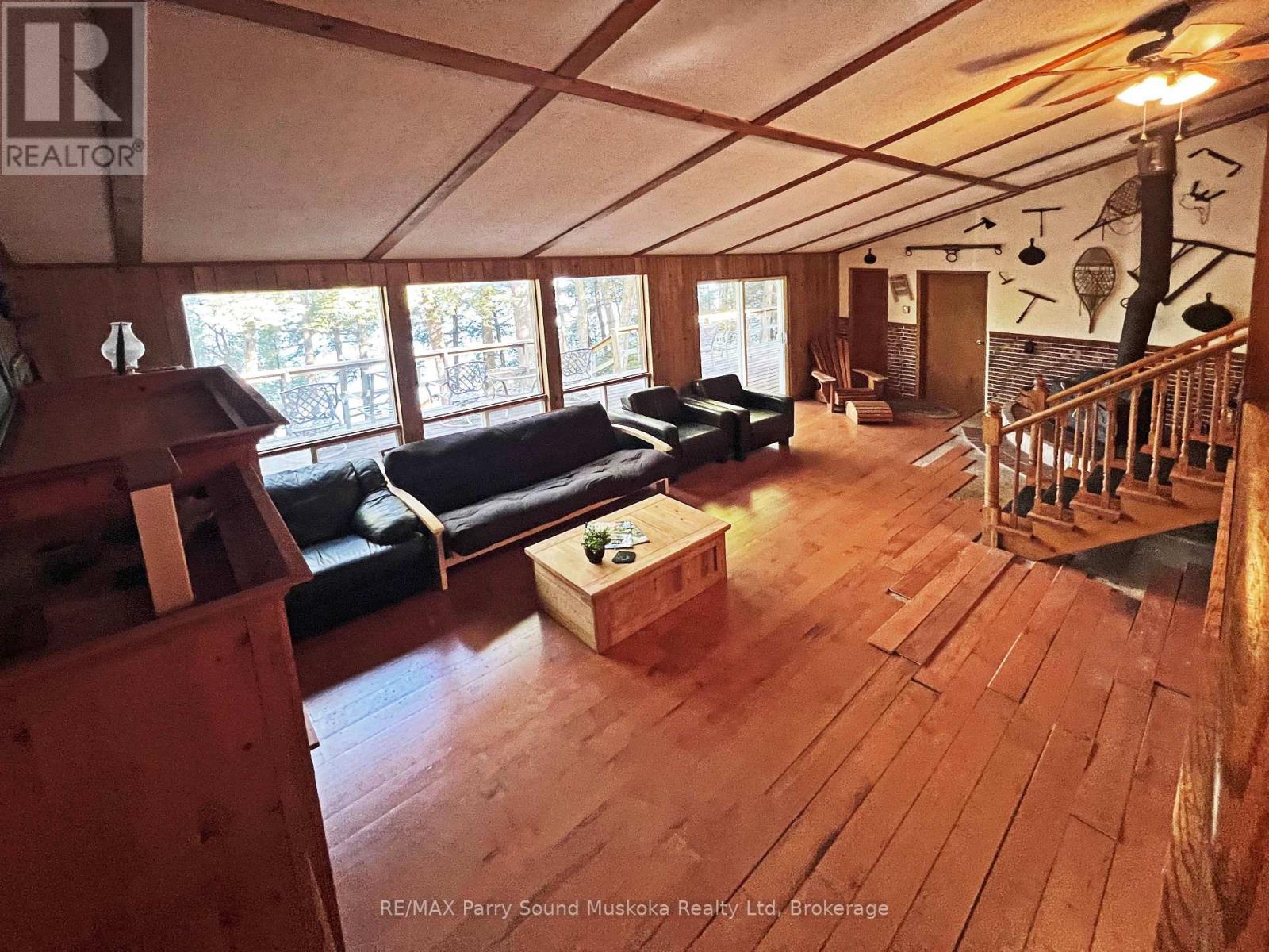 33 Houston Lane Property Photo 22