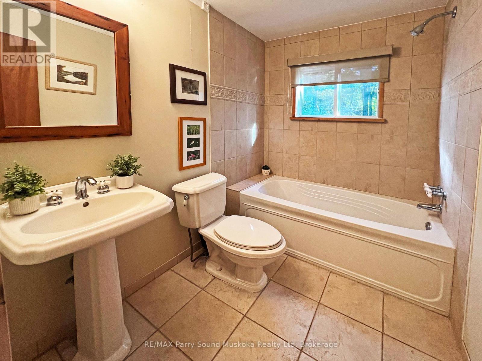 33 Houston Lane Property Photo 34