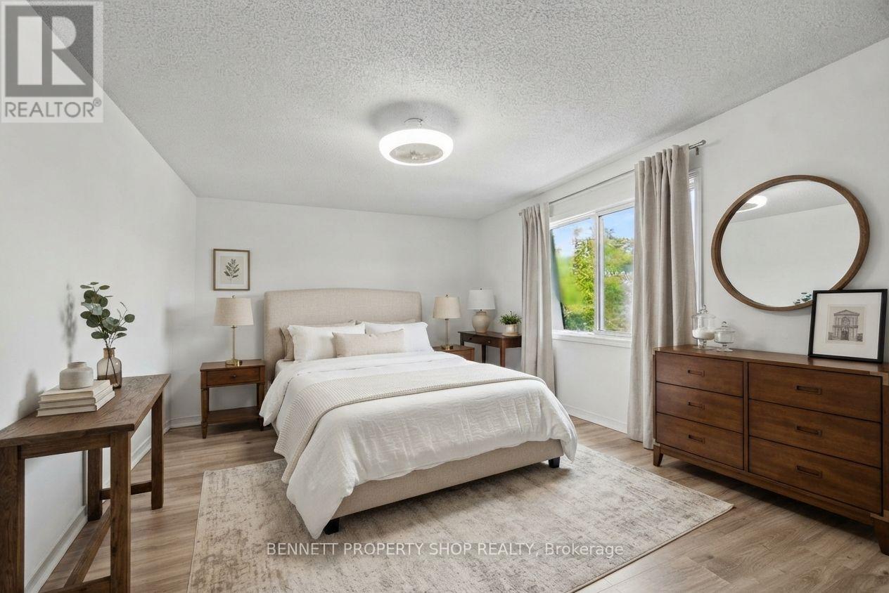 33 - 2669 Southvale Crescent Property Photo 6