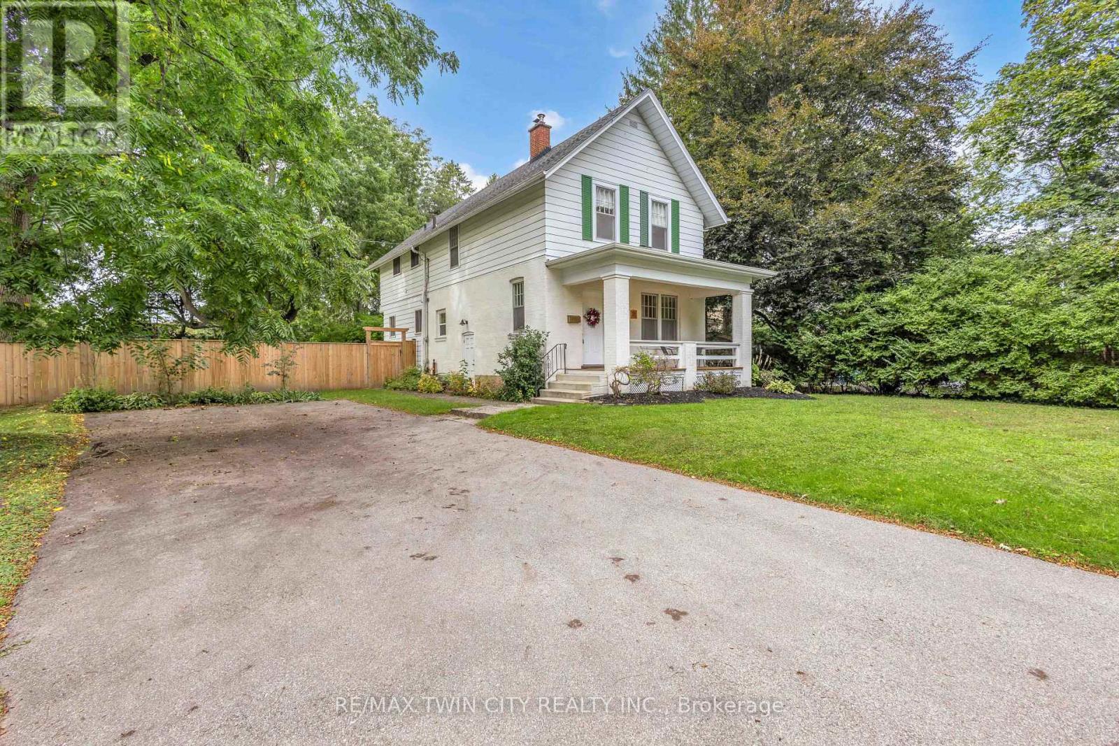 11 Tutela Heights Road Property Photo 1